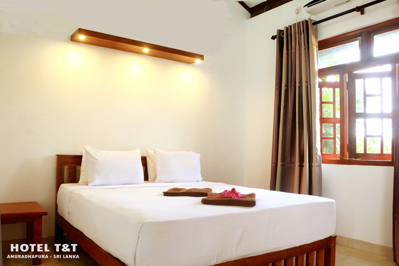 Hotel T & T Anuradhapura Bilik gambar